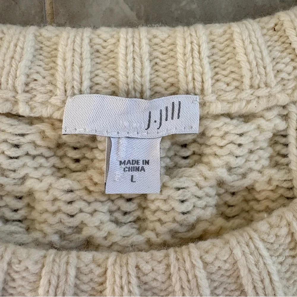 J. Jill Ivory Cream Cable Knit Lambswool Blend Fisherman Sweater Sz L Classic - Picture 3 of 10